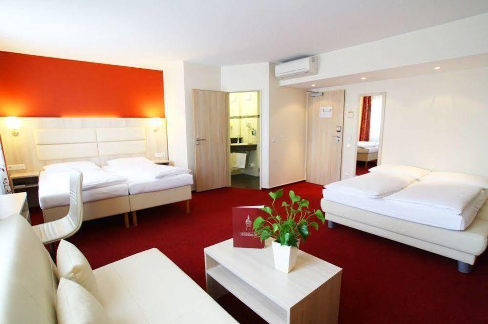 Hotel Roedelheimer Hof - Am Wasserturm Frankfurt am Main Luaran gambar